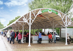 Street trade stalls
